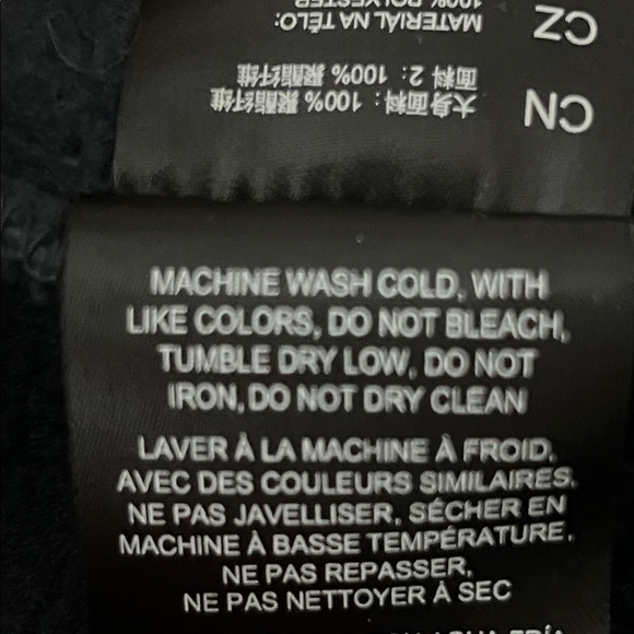 KUHL Ascendyr Hoody in Fleece Womens
Large Dark Green ☘️ Zip-Up Style 4376 - Picture 9 of 14